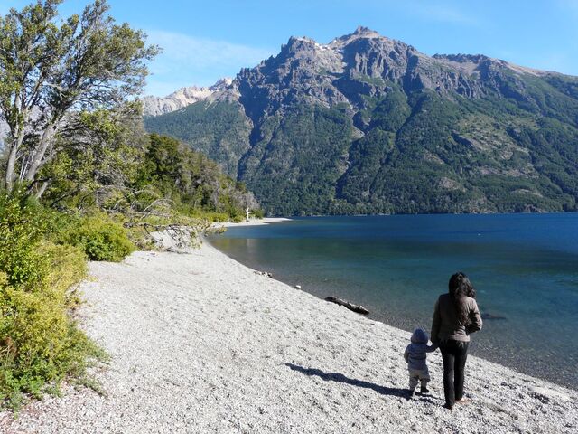 Am Ufer des Lago Gutiérrez