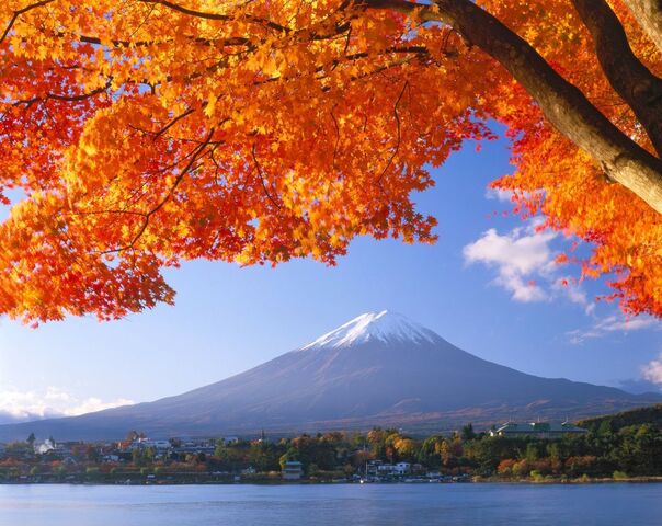Blick auf den Fuji-san im Fuji-Hakone-Izu-Nationalpark, Honshu, Japan