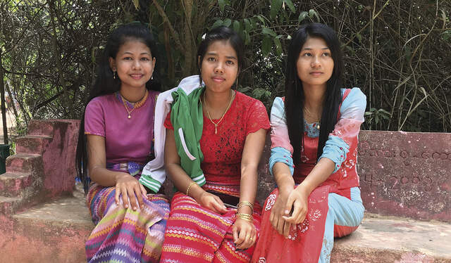 Begegnung bei Hpa An