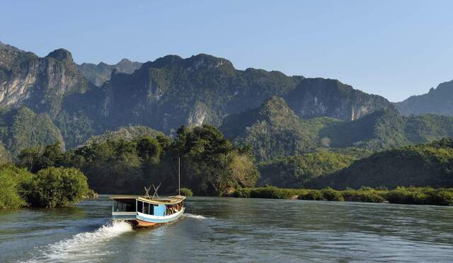 Flussfahrt auf dem Mekong
