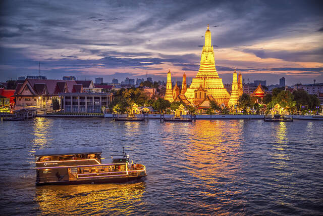 Wundervoller Wat Arum Tempel in Bangkok